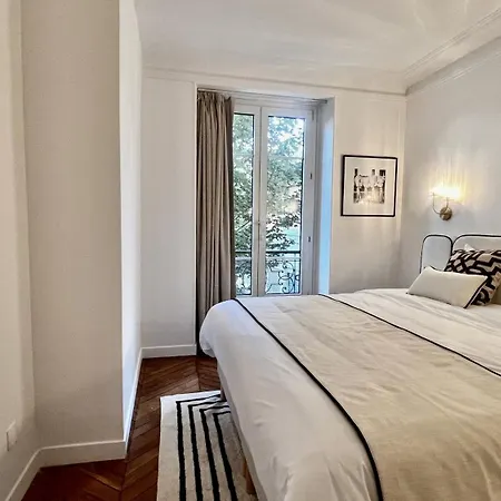 Grenelle Design Apartment